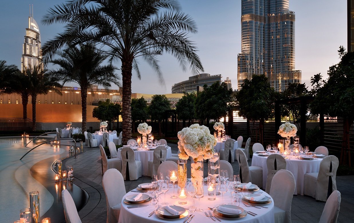 Ресторан атмосфера Бурдж Халифа. Променад JBR Дубай. Beverly Boulevard Дубай. Boulevard point Downtown Dubai. Халиф 2