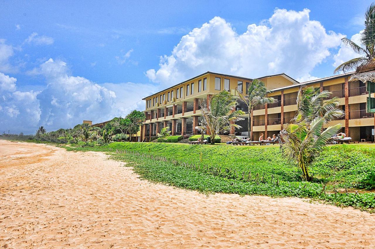 Koggala village. The long Beach Resort 4 Шри-Ланка. Шри Ланка Лонг Бич Коггала. Long Beach 4 Коггала. The long Beach Resort Коггала.